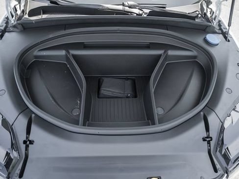 New 2026 Volvo EX90 Ultra AWD/4WD image 17