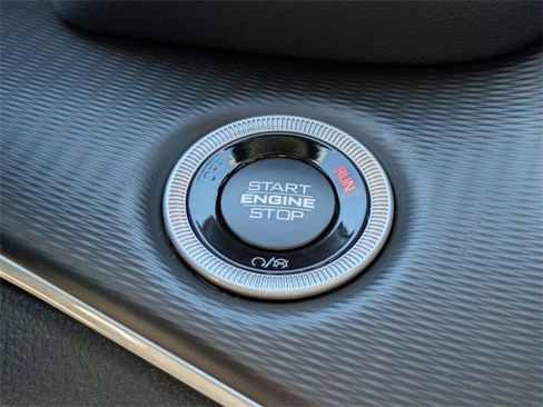 New 2025 Jeep Grand Cherokee Laredo image 30