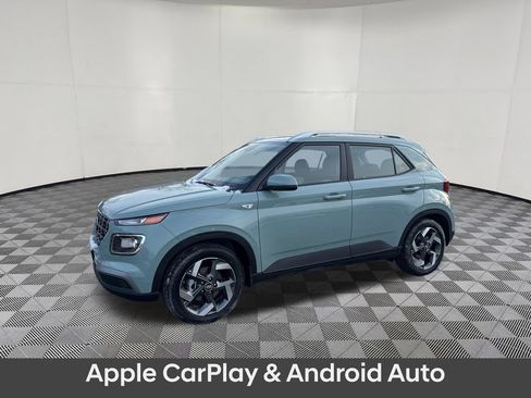 Certified 2026 Hyundai Venue SEL FWD image 4