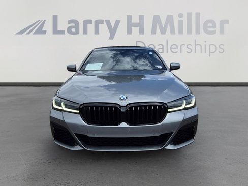 Used 2023 BMW 540i xDrive w/ M Sport Package AWD/4WD image 8