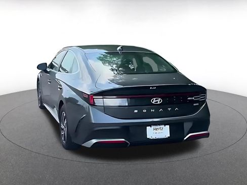 Used 2026 Hyundai Sonata Blue FWD image 9
