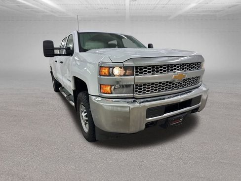 Used 2019 Chevrolet Silverado 2500 W/T w/ Snow Plow Prep Package image 3