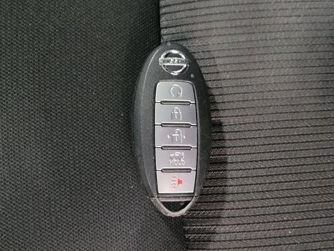 Used 2021 Nissan Sentra SV w/ Electronics Package image 32