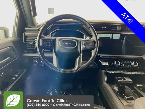 Used 2024 GMC Sierra 1500 AT4 w/ Technology Package AWD/4WD image 26