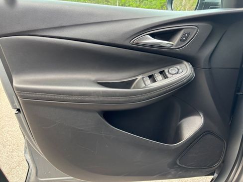 Used 2025 Buick Encore GX Preferred FWD image 18