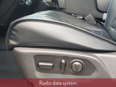 Used 2021 Chevrolet Silverado 1500 LT AWD/4WD image 11