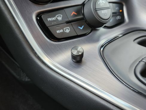 Used 2018 Dodge Challenger R/T w/ Sound Group image 34