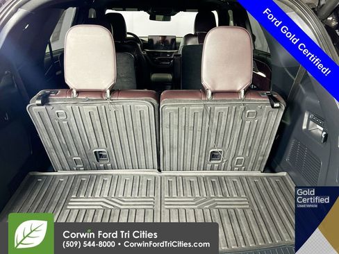 Certified 2025 Ford Explorer Platinum w/ Ultimate Package image 14