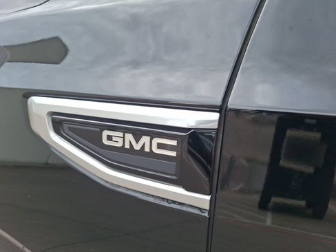 Used 2023 GMC Yukon XL Denali w/ LPO, Floor Liner Package image 15