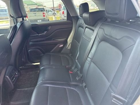 Used 2022 Lincoln Corsair AWD w/ Equipment Group 101A image 11