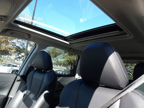 Used 2023 Subaru Forester Touring image 17