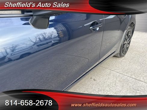 Used 2018 MAZDA MAZDA3 Sport image 17