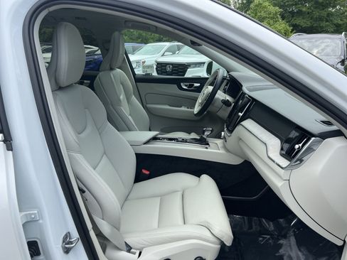 Used 2019 Volvo XC60 T5 Inscription AWD/4WD image 27