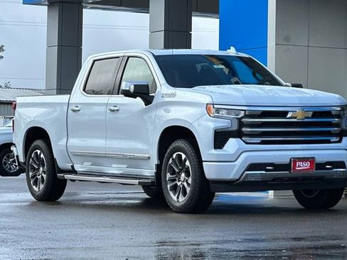 New 2026 Chevrolet Silverado 1500 High Country w/ Technology Package AWD/4WD image 2