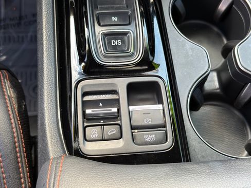 Used 2023 Honda Pilot TrailSport image 28