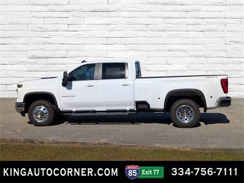 New 2026 Chevrolet Silverado 3500 LT w/ All Star Edition image 8