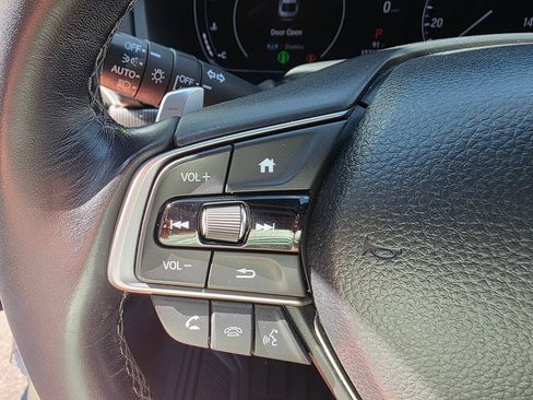 Used 2021 Honda Accord Sport image 18