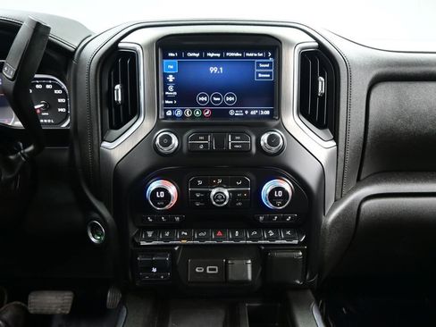 Used 2022 GMC Sierra 2500 Denali w/ Denali Ultimate Package AWD/4WD image 28