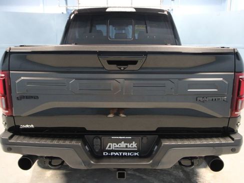 Used 2018 Ford F150 Raptor w/ Equipment Group 802A Luxury image 35
