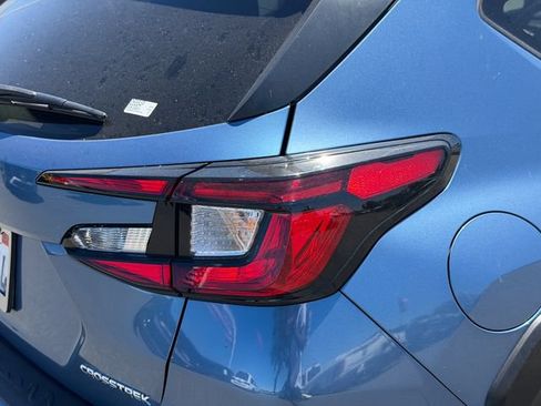 Used 2024 Subaru Crosstrek 2.0i Premium AWD/4WD image 6
