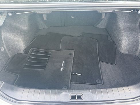 Certified 2024 Nissan Altima 2.5 SV w/ SV Premium Package image 32