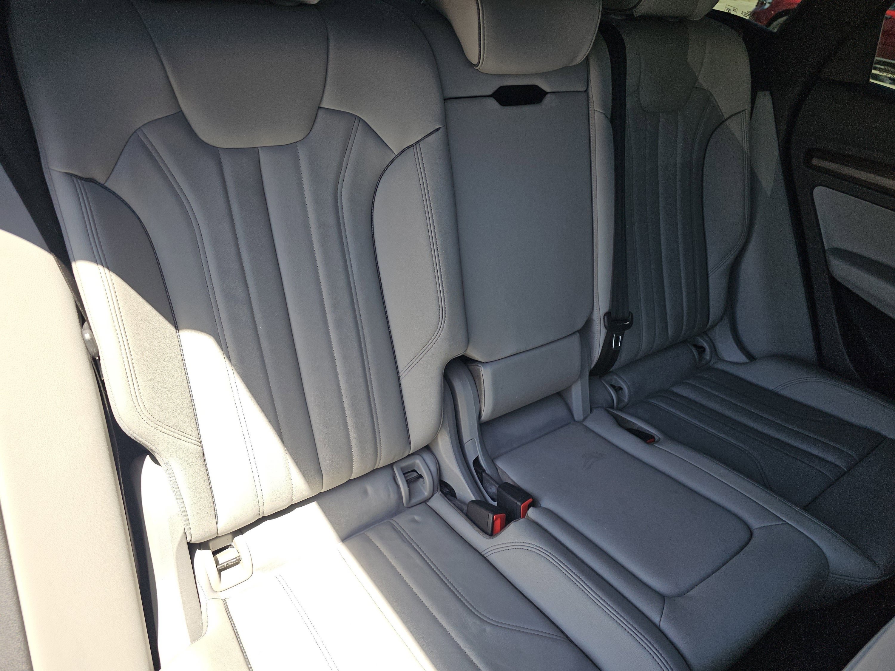 Used 2022 Audi Q5 2.0T Premium w/ Convenience Package AWD/4WD image 26