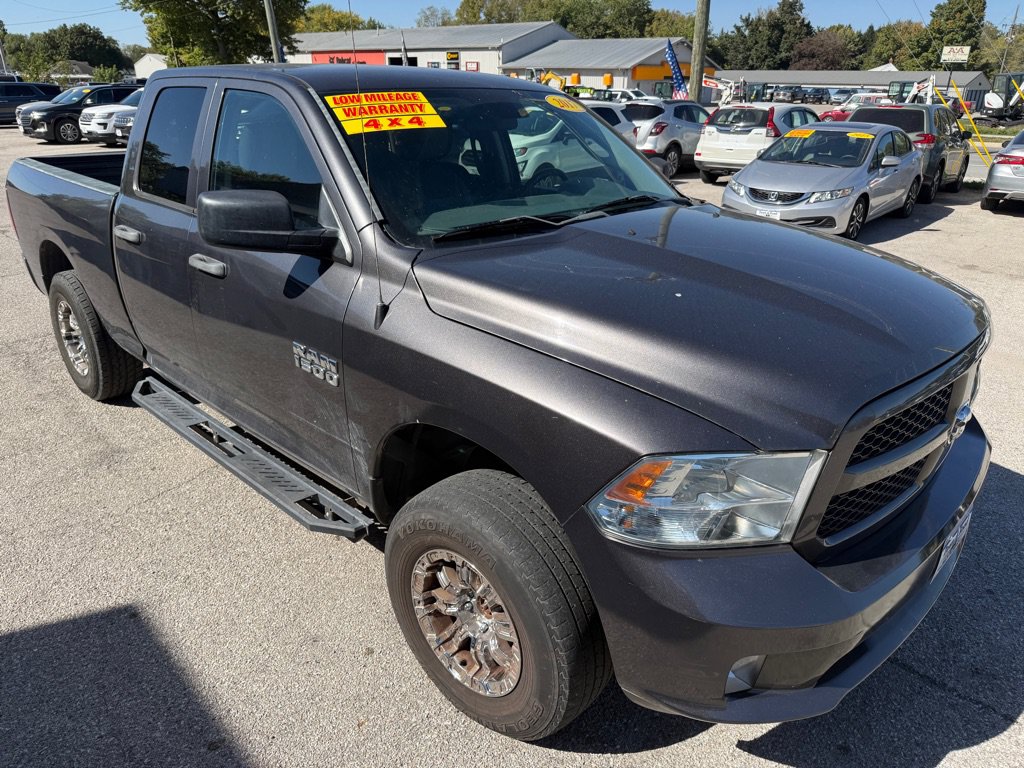 Used 2017 RAM 1500 Express AWD/4WD image 1