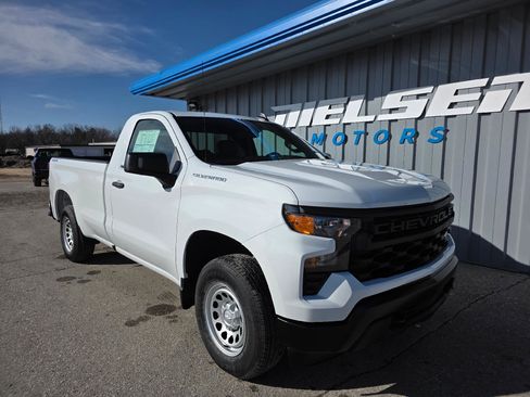 Used 2026 Chevrolet Silverado 1500 W/T w/ WT Value Package image 4