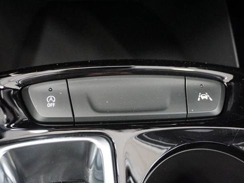 New 2026 Chevrolet Trax ACTIV w/ Driver Confidence Package FWD image 22