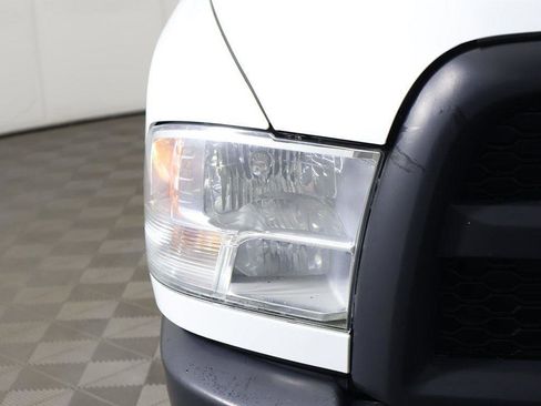 Used 2018 RAM 2500 Tradesman image 9