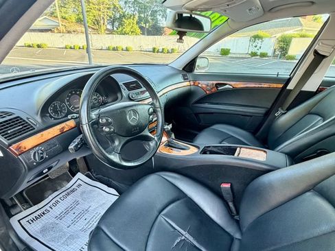 Used 2008 Mercedes-Benz E 350 4MATIC Wagon image 28