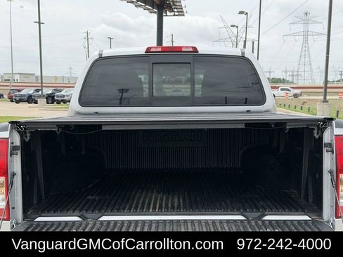 Used 2015 Nissan Frontier SV AWD/4WD image 32