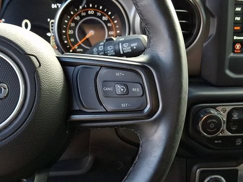 Used 2020 Jeep Wrangler Sport AWD/4WD image 22