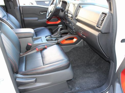 Used 2024 Nissan Frontier Pro-X w/ Pro Premium Package image 17