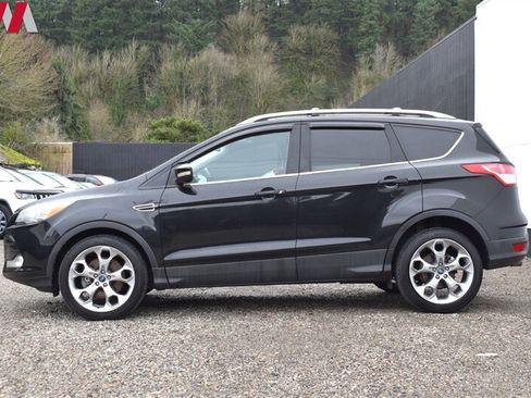 Used 2013 Ford Escape Titanium w/ Parking Technology Pkg AWD/4WD image 9