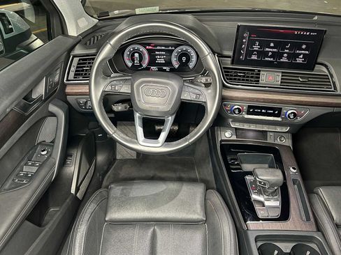 Used 2023 Audi Q5 2.0T Premium Plus w/ Premium Plus Package AWD/4WD image 46
