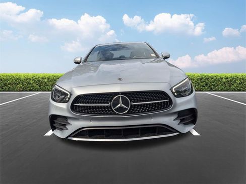 Used 2023 Mercedes-Benz E 350 Sedan image 10