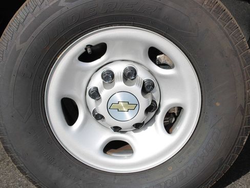 Used 2024 Chevrolet Express 2500 WT 135WB CARGO VAN w/ Driver Convenience Package image 30