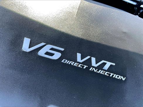 Used 2018 GMC Canyon Denali image 30