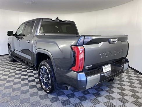 Used 2025 Toyota Tundra Limited AWD/4WD image 6