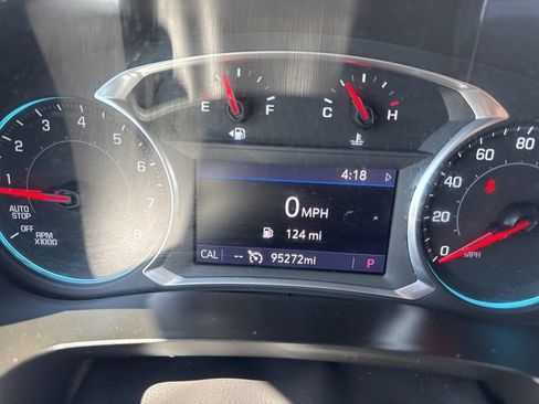 Used 2020 Chevrolet Traverse LT AWD/4WD image 12