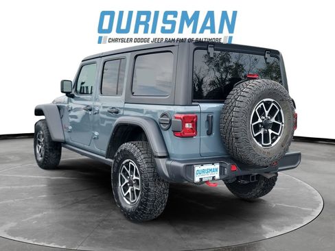 Used 2024 Jeep Wrangler Unlimited Rubicon image 4