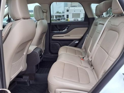 Certified 2022 Lincoln Corsair FWD w/ Premium Package image 5