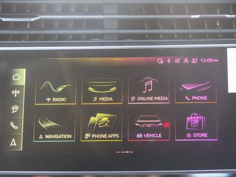 New 2026 Audi RS Q8 performance image 14