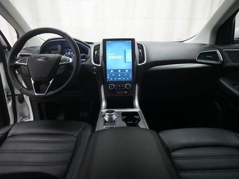 Used 2023 Ford Edge SEL w/ Convenience Package AWD/4WD image 5