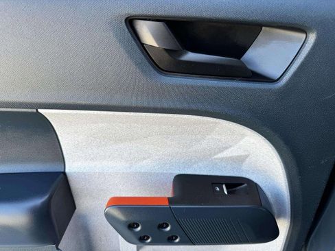 Used 2022 Ford Maverick XLT image 35