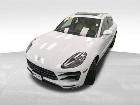 Used 2018 Porsche Macan Turbo image 6