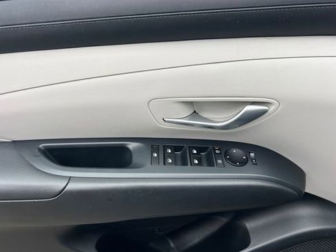 Used 2025 Hyundai Tucson SEL FWD image 14