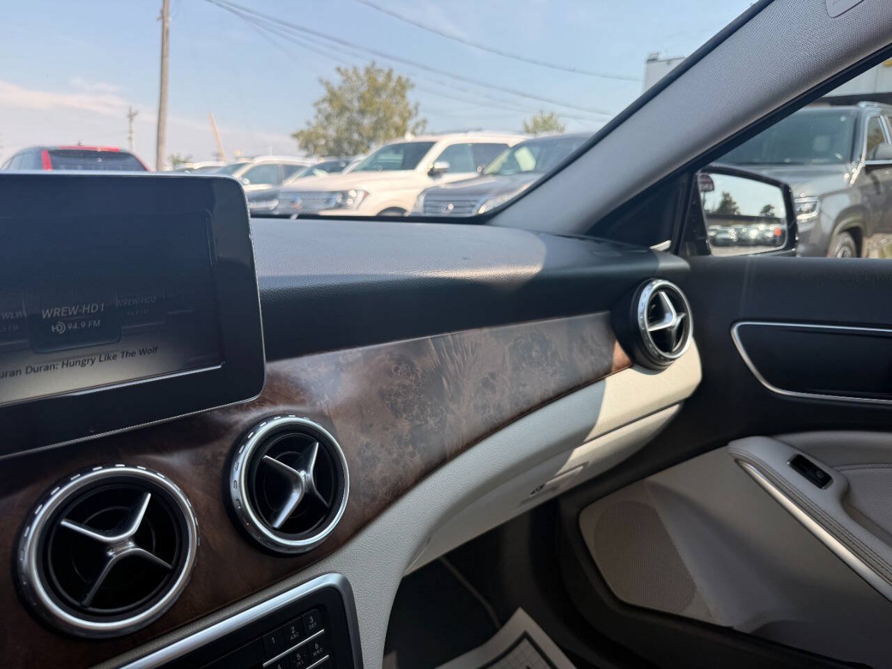 Used 2016 Mercedes-Benz GLA 250 image 48