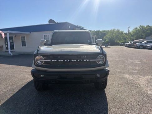 New 2026 Ford Bronco Outer Banks AWD/4WD image 3